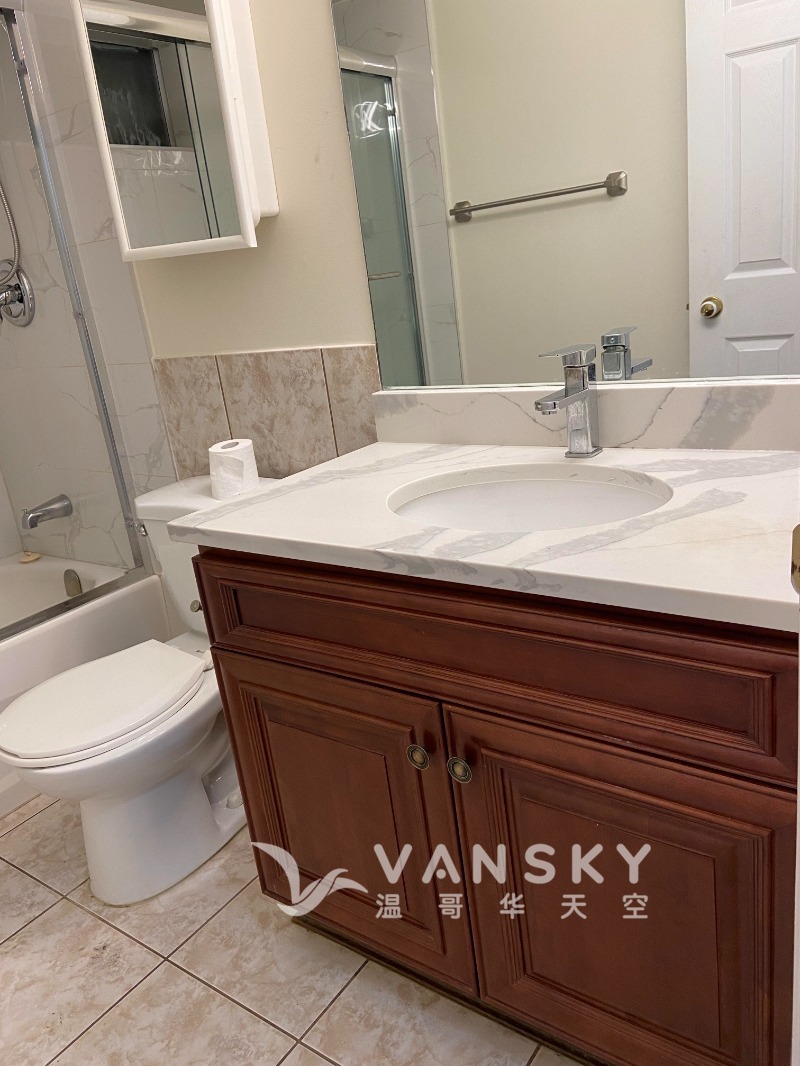 230202091707_washroom 1.jpg
